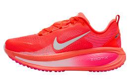 Nike Vomero 18 WMNS Bright Crimson / Hyper Pink
