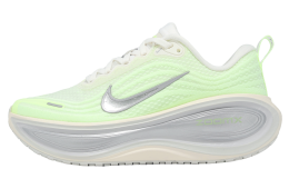 Nike Vomero Plus WMNS Sail / Metallic Silver