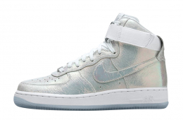 Nike WMNS Air Force 1 High "Iridescent Pearl"