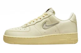 Nike WMNS Air Force 1 Low Coconut Milk Lemon Wash