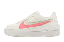 Nike WMNS Air Force 1 PLT.AF.ORM Coral Chalk