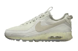 Nike WMNS Air Max 90 Terrascape Light Bone