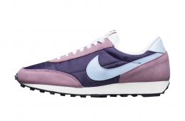 Nike WMNS Daybreak Eggplant Hydrogen Blue