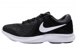Nike WMNS Revolution 4 Black White
