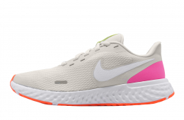 Nike WMNS Revolution 5 Platinum Tint White Pink Blast