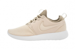Nike WMNS Roshe Two SE Oatmeal