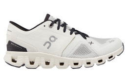 On Cloud X 3 WMNS White / Black