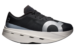 On Cloudboom Volt White / Black