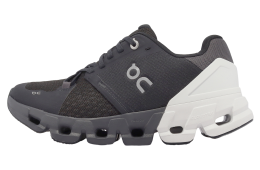 On Cloudflyer 4 Wide WMNS Black / White