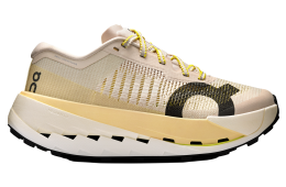 On Cloudultra Pro WMNS Pearl / Lychee