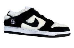 Verdy x Nike SB Dunk Low Vick